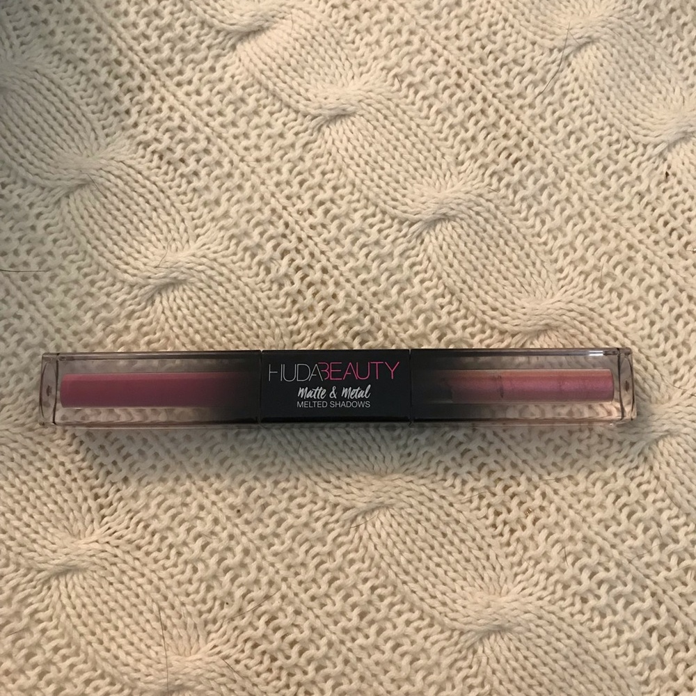 Huda Beauty Matte & Metal Liquid Eyeshadow